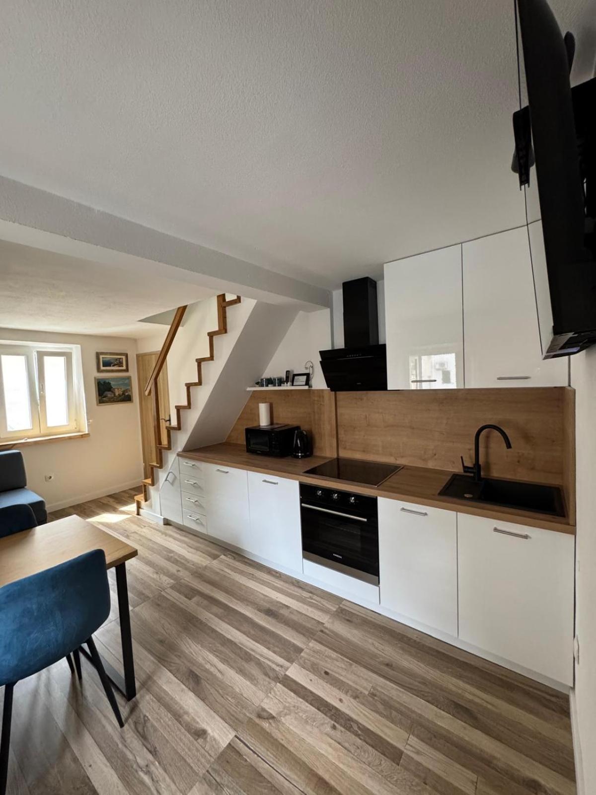 Apartments Bepina- 5 Mins From The Center Сплит Екстериор снимка