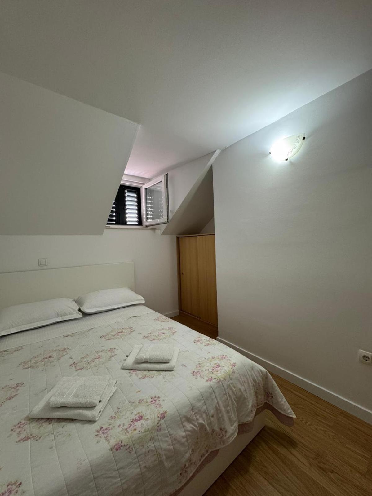 Apartments Bepina- 5 Mins From The Center Сплит Екстериор снимка