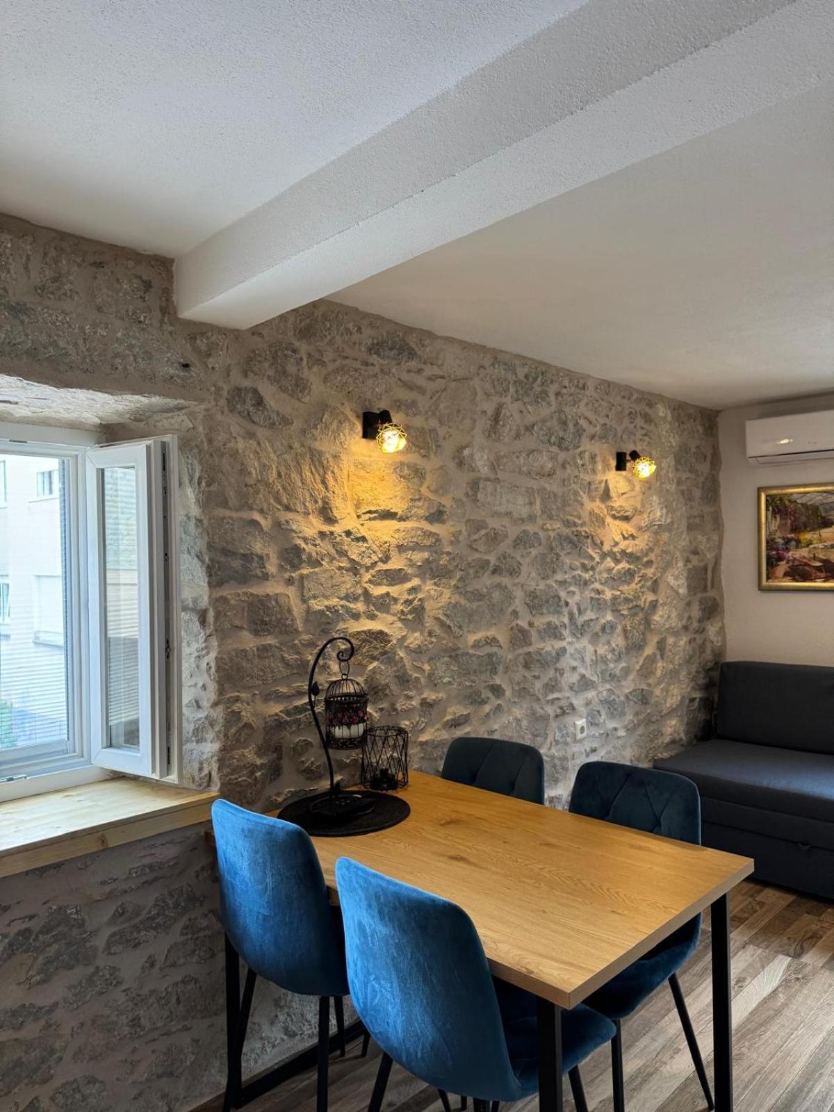 Apartments Bepina- 5 Mins From The Center Сплит Екстериор снимка
