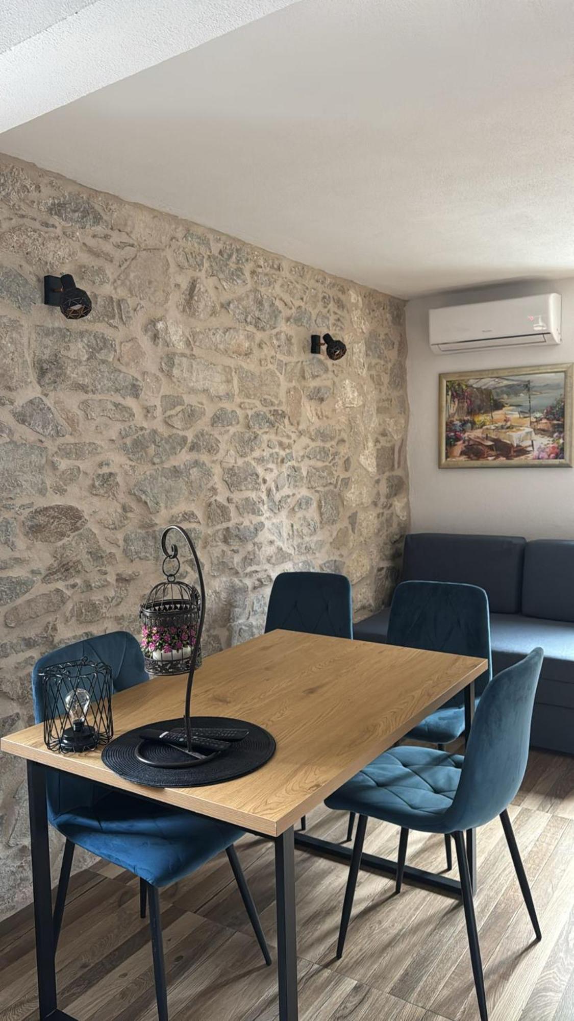 Apartments Bepina- 5 Mins From The Center Сплит Екстериор снимка