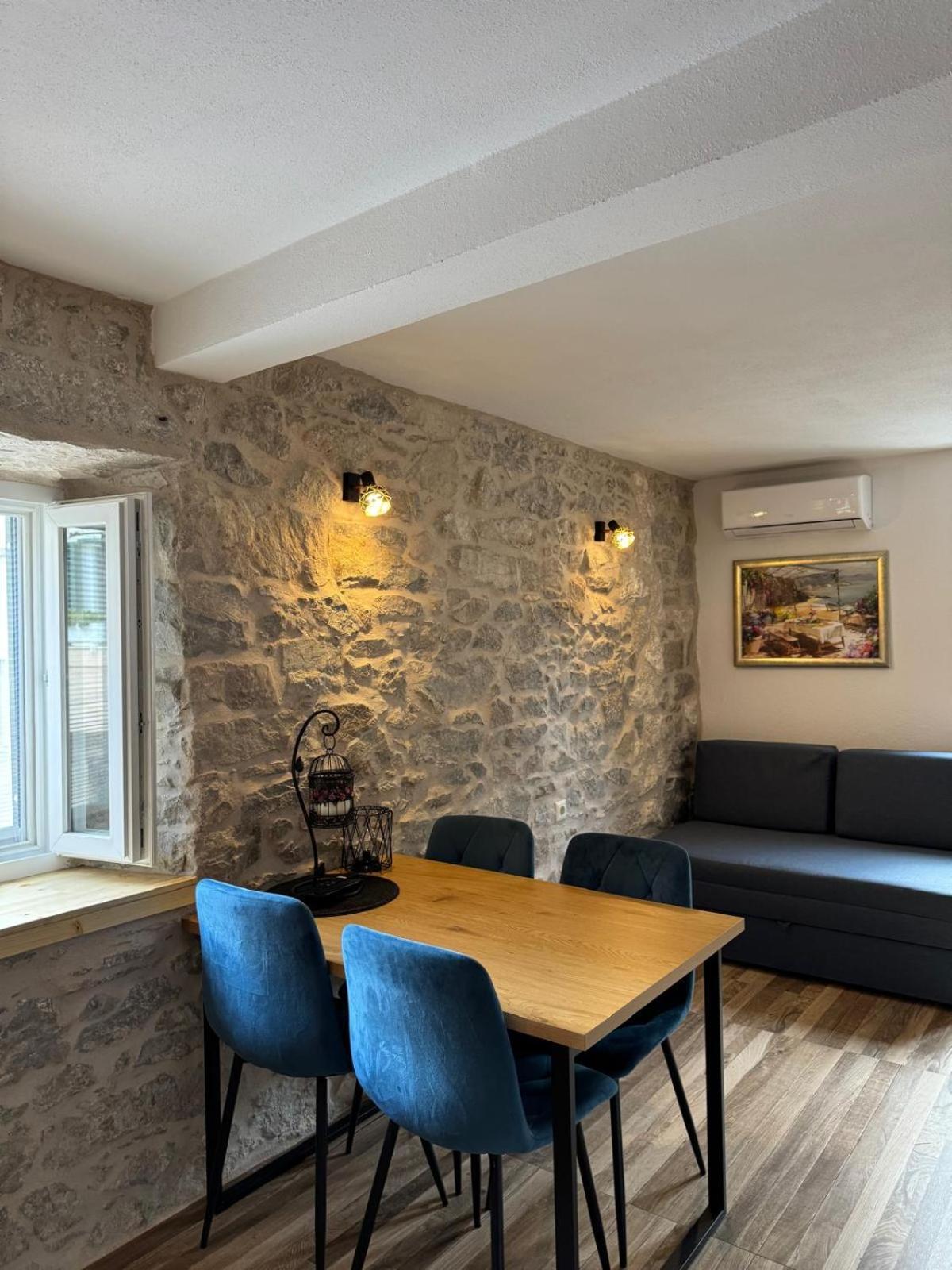 Apartments Bepina- 5 Mins From The Center Сплит Екстериор снимка